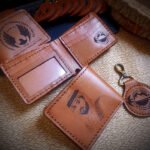 محافظ رجالى من الجلد الطبيعى