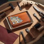 محفظة حريمي جلد طبيعى